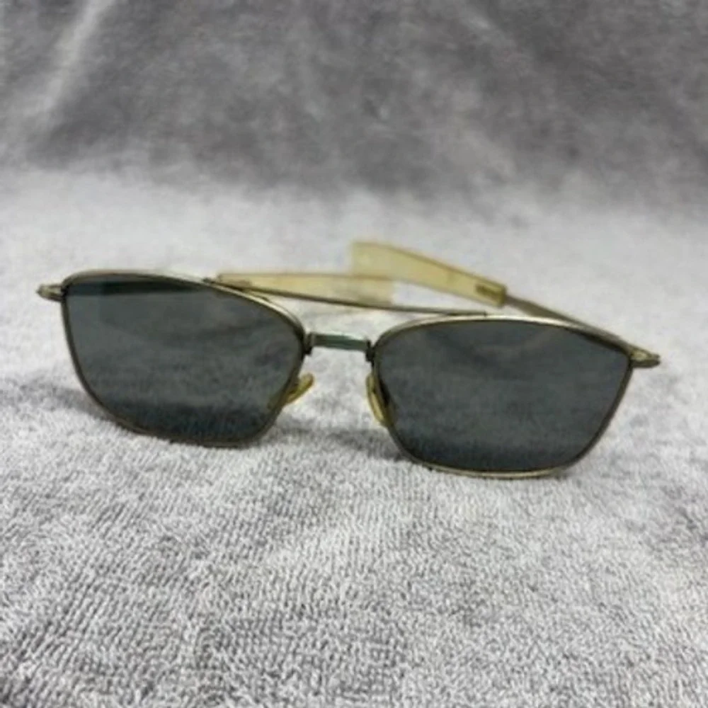 Vtg Cool-Ray Polaroid Sunglasses Unisex Gold Tone 76 Polarized‎ Fair Patina